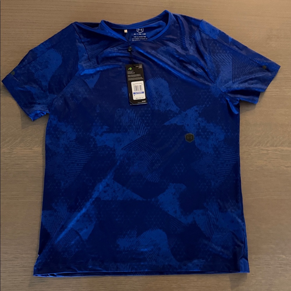 Under Armour men’s fitted short sleeve